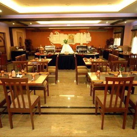 Aj International Hotel Bangalore Restaurant photo