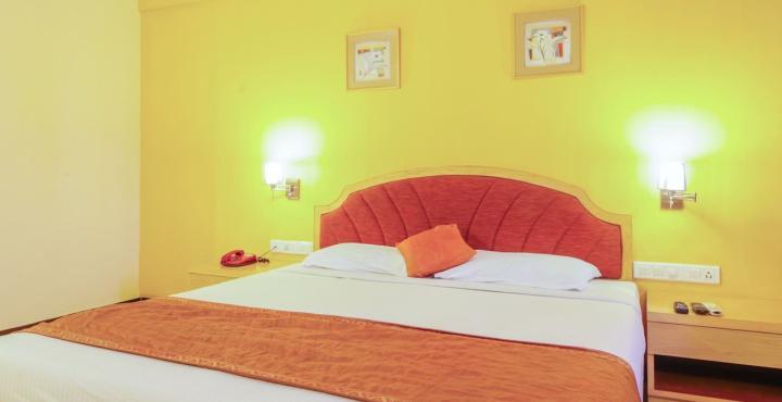 Aj International Hotel Bangalore Exterior photo